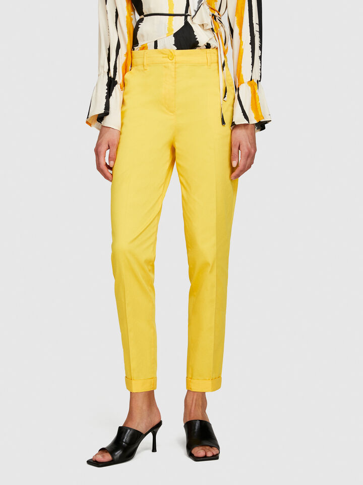 Cigarette trousers - women's skinny fit trousers - Yellow | Sisley image number 4